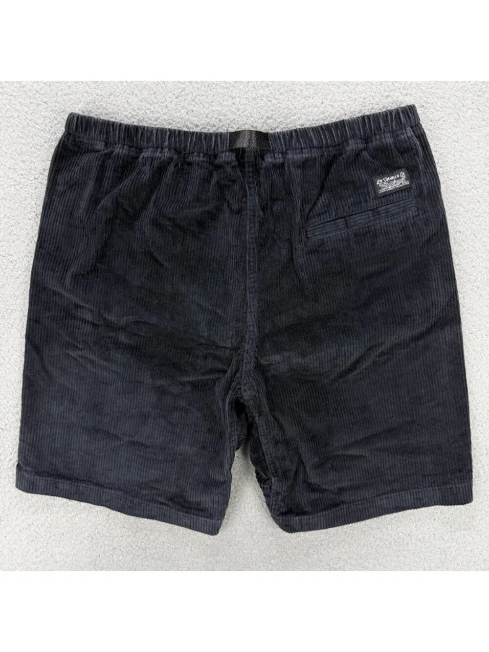 Levis Shorts Mens Medium Black Corduroy Skateboarding Quick Release Skate Skater